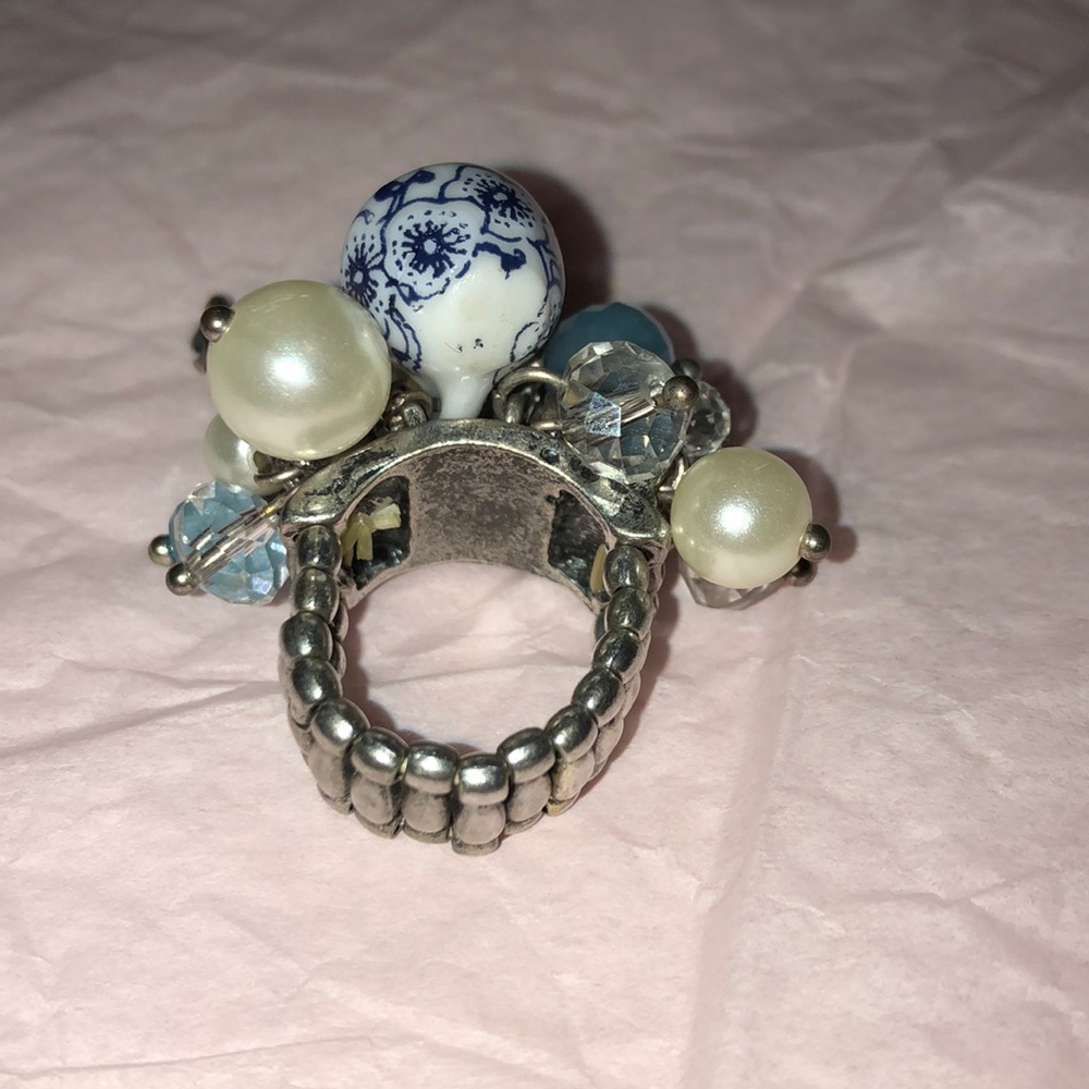 Statement Ring - Picture 3 of 7